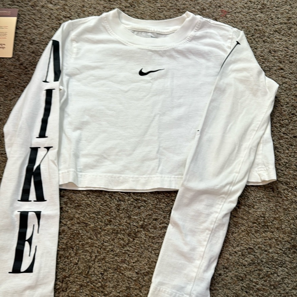 Cropped Nike long sleeve shirt.